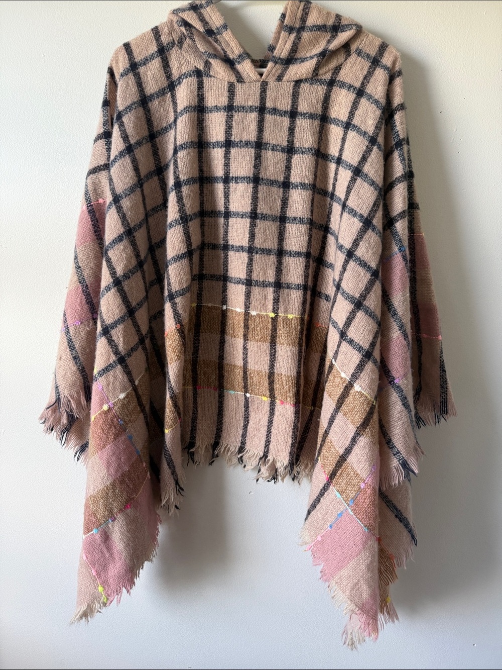 Cape-like Hooded Plaid Outerwear